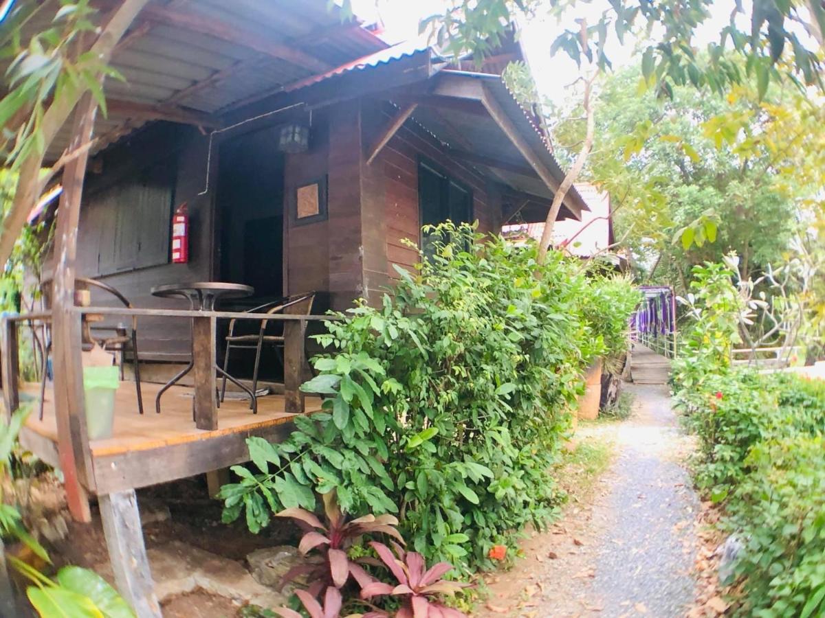 Moon River Resort Phimai Exterior foto