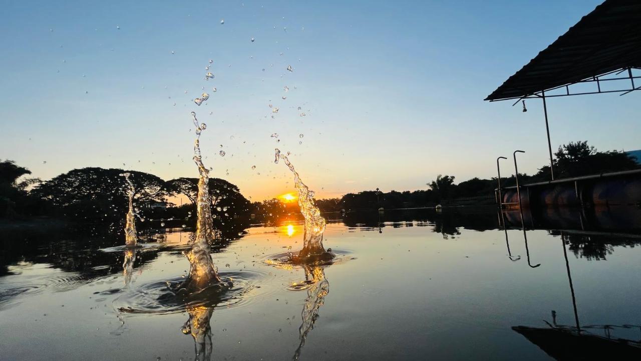 Moon River Resort Phimai Exterior foto